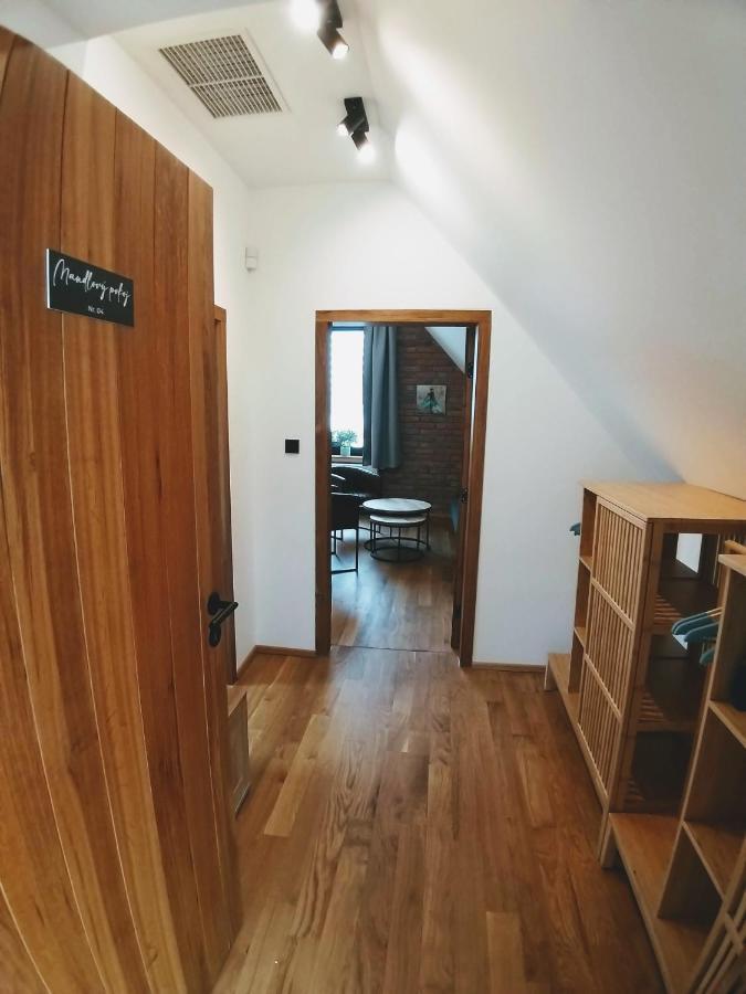 Kafe Orech Mnichovo Hradiště エクステリア 写真